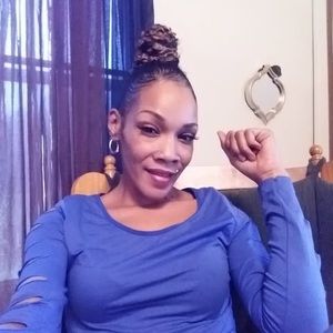 Meet your Posher, Latorya